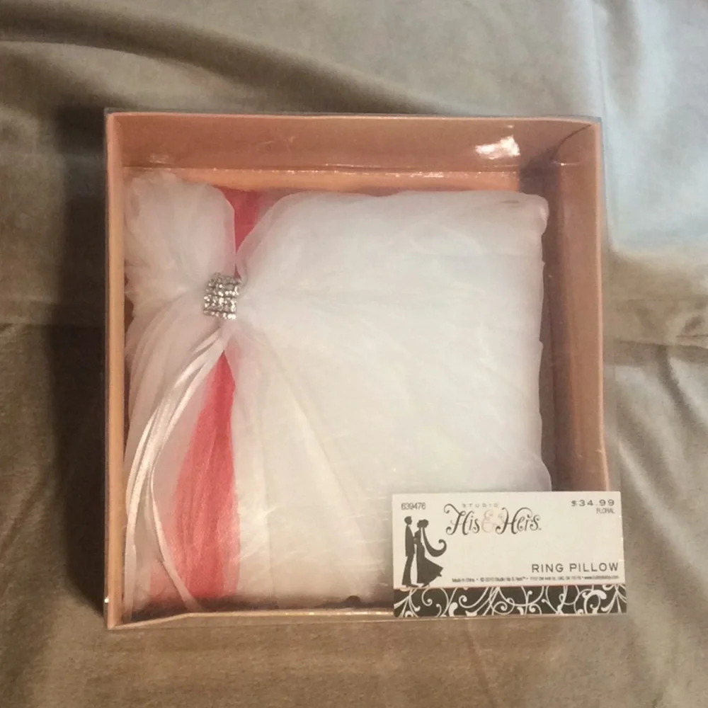 Ring bearer pillow NWT